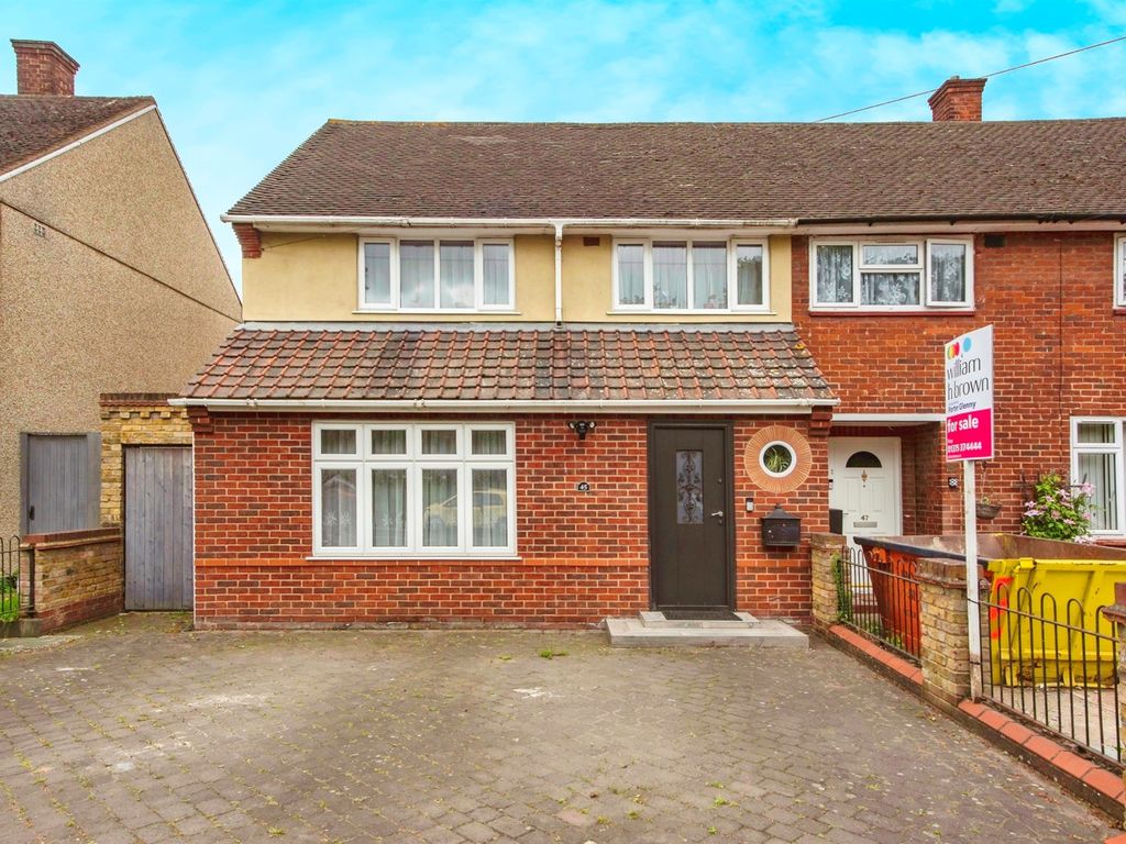 3 bed terraced house for sale in Foyle Drive, South Ockendon RM15, £