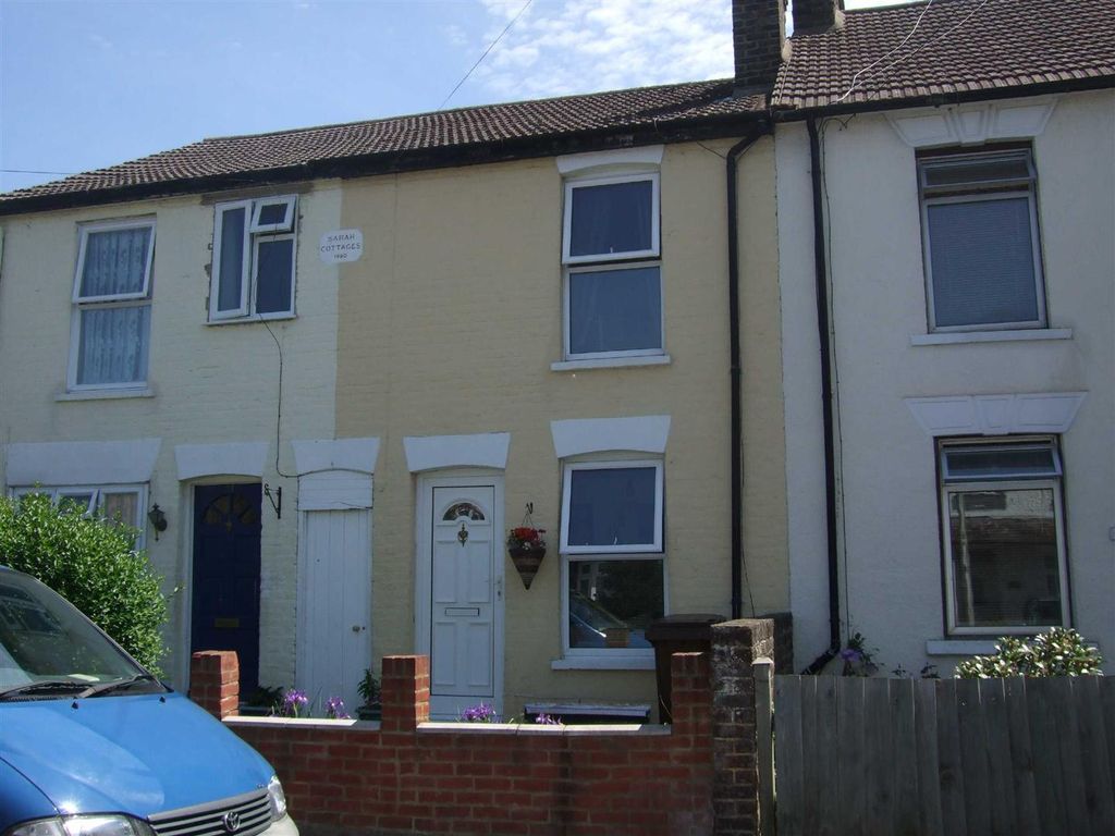 2 bed terraced house to rent in High Dewar Road, Rainham, Gillingham