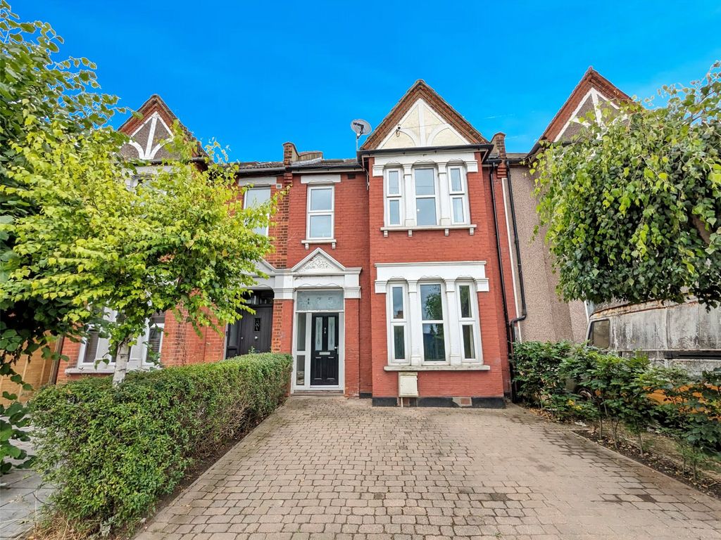 3 bed terraced house for sale in Hazelbank Road, Catford, London SE6, £