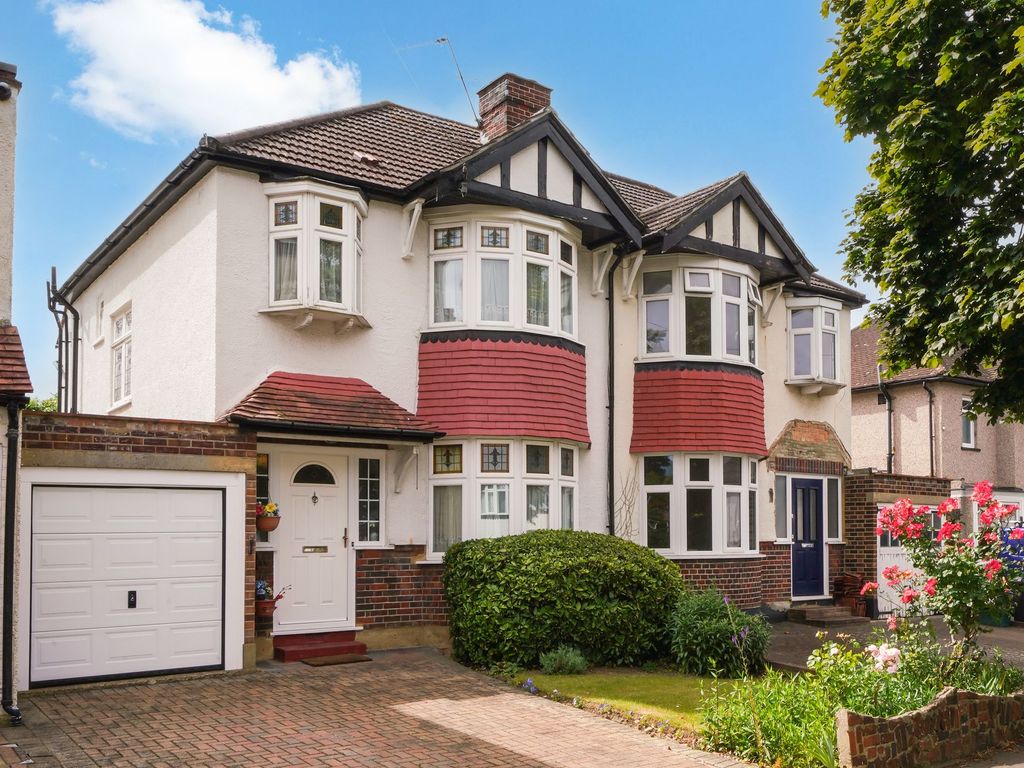 3 bed semidetached house for sale in Norton Avenue, Surbiton KT5, £