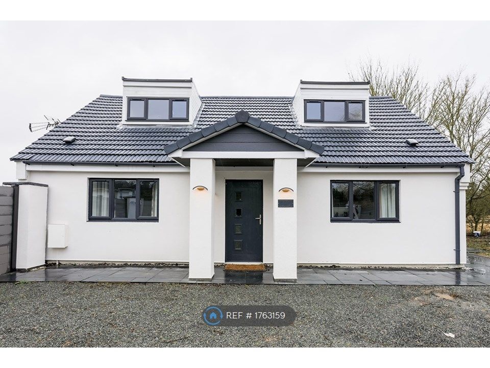 3 bed detached house to rent in Potton Road, St. Neots PE19 Zoopla