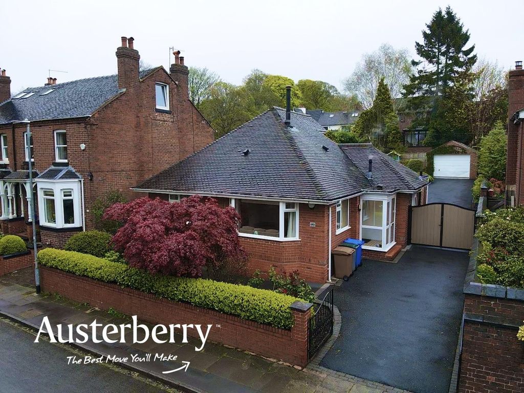3 bed detached bungalow for sale in Queens Road, Penkhull, StokeOn