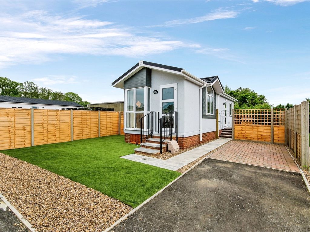 1 bed property for sale in Three Star Park, Bedford Road, Lower Stondon