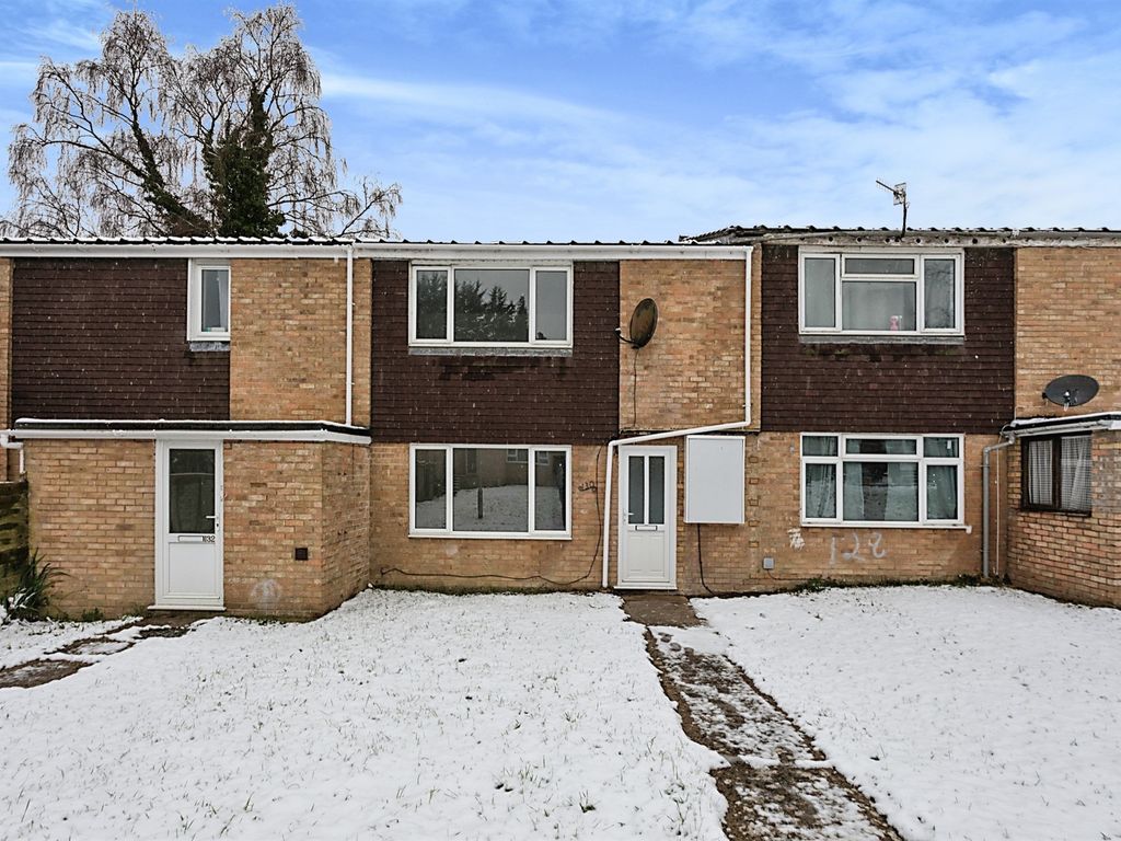 2 bed terraced house for sale in Gainsborough Close, Salisbury SP2 Zoopla