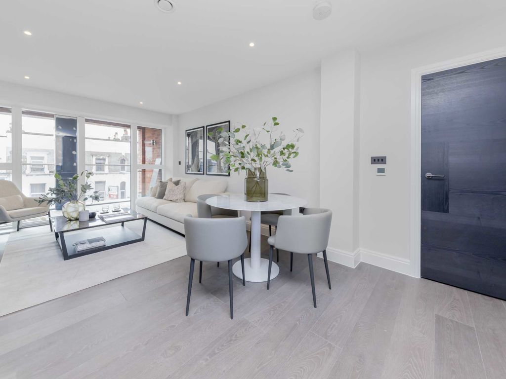 New home, 1 bed flat for sale in Holloway Road, London N19, £545,000