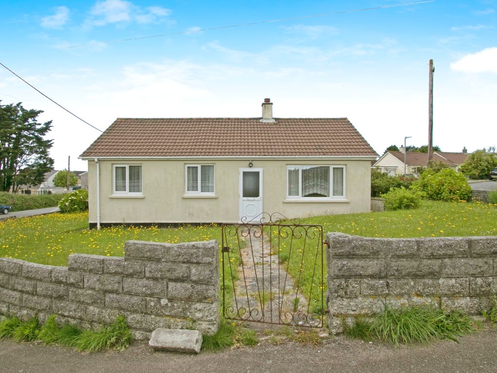 3 bed bungalow for sale in Boscean Close, Troon, Camborne, Cornwall