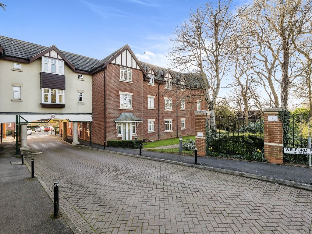 2 bed flat for sale in Welford Road, Kingsthorpe, Northampton NN2 Zoopla