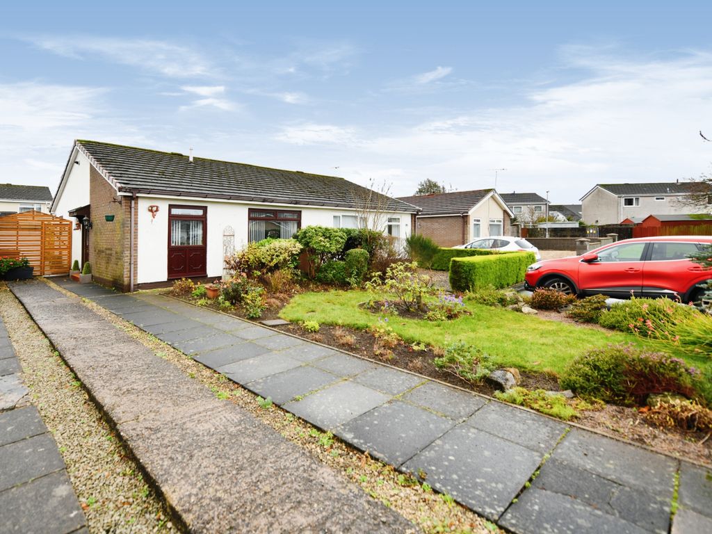 2 bed semidetached bungalow for sale in Duddingston Avenue, Kilwinning