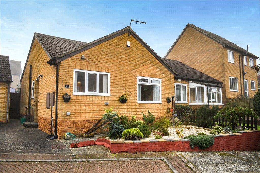 2 bed bungalow for sale in Carnoustie Grove, Bingley, West Yorkshire