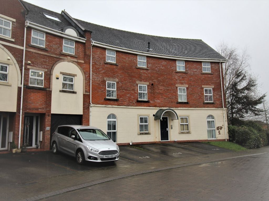 2 bed flat for sale in Holland House Road, WaltonLeDale, Preston