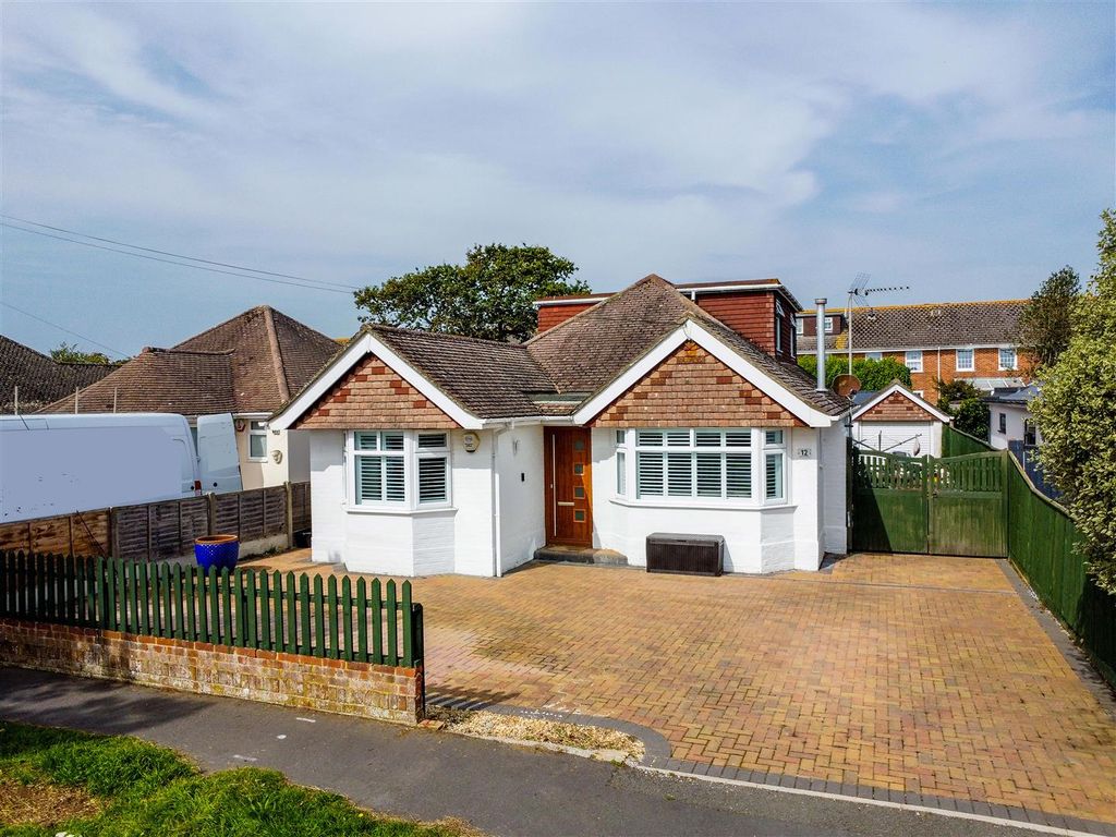 4 bed bungalow for sale in Seacroft Avenue, Barton On Sea, New Milton BH25, £750,000 Zoopla