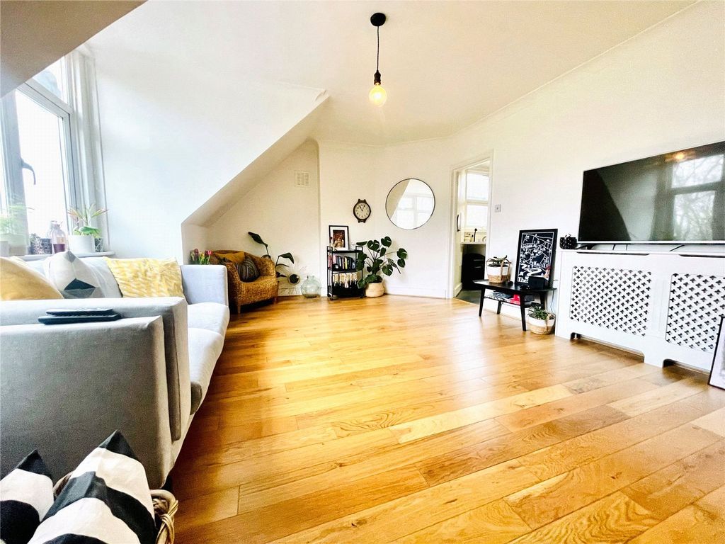 Duppas Hill Road, Waddon, Central Croydon CR0  