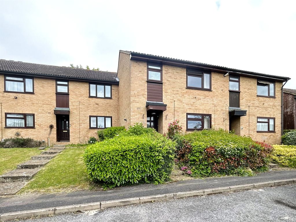 1 bed terraced house for sale in Fleetham Gardens, Lower Earley, Reading, Berkshire RG6 Zoopla
