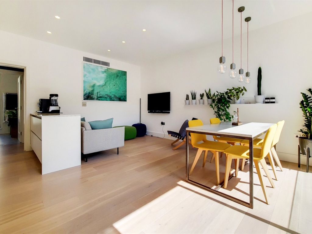 Richmond Buildings London W1D