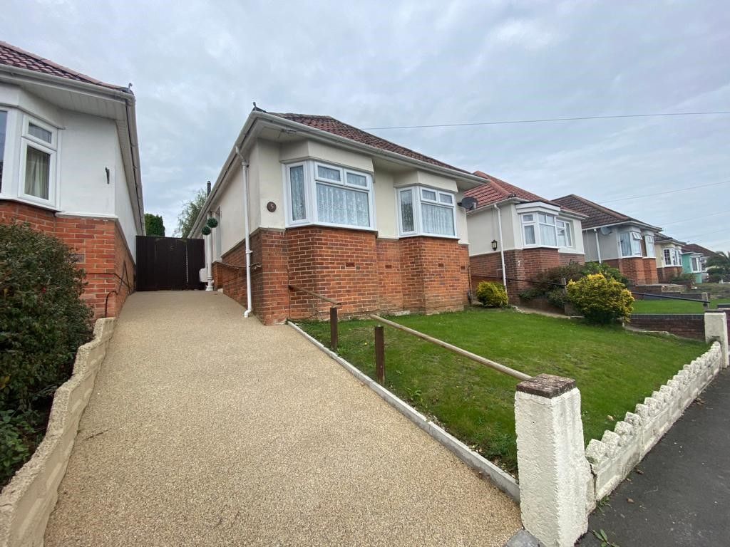 2 bed bungalow to rent in Wakefield Road, Midanbury, Southampton SO18