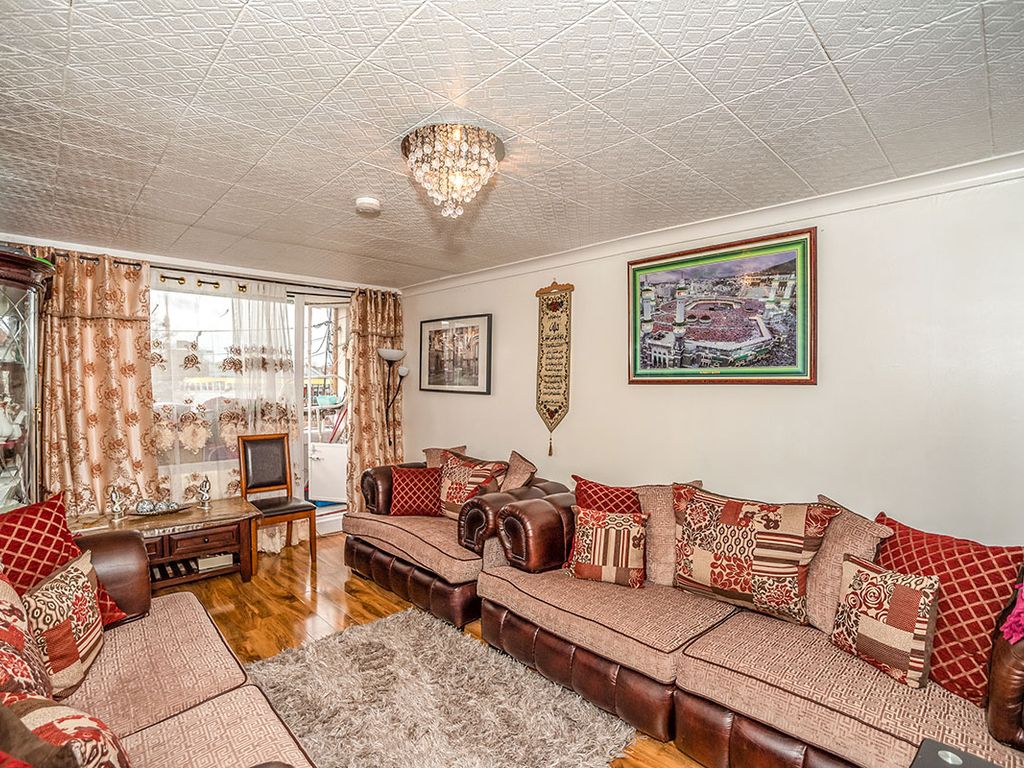 Missenden, Inville Road, London SE17  