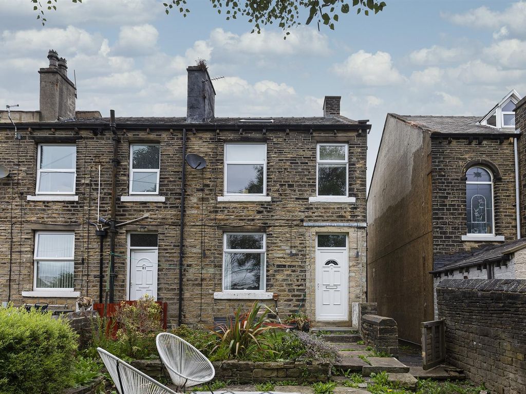 2 bed terraced house for sale in Longwood Road, Longwood, Huddersfield