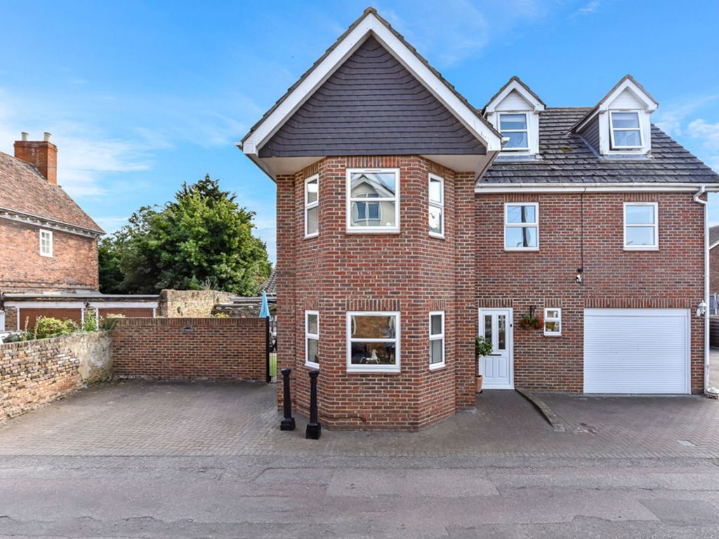 4 bed detached house for sale in Reed Street, Cliffe, Kent. ME3, £
