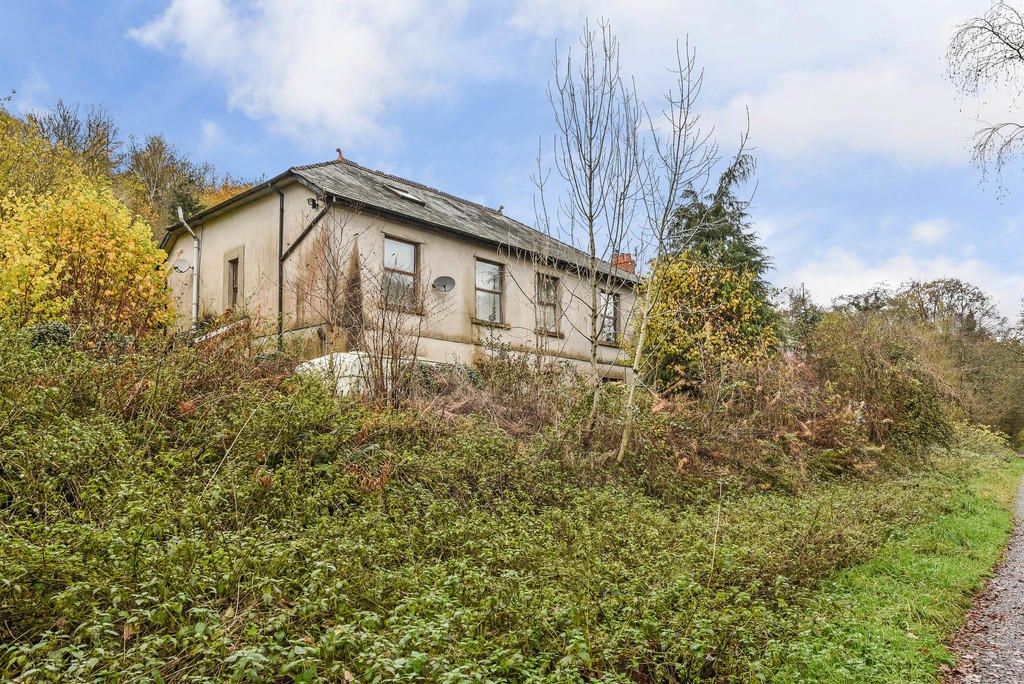 7 bed detached house for sale in Hollybush, Blackwood NP12, £635,000