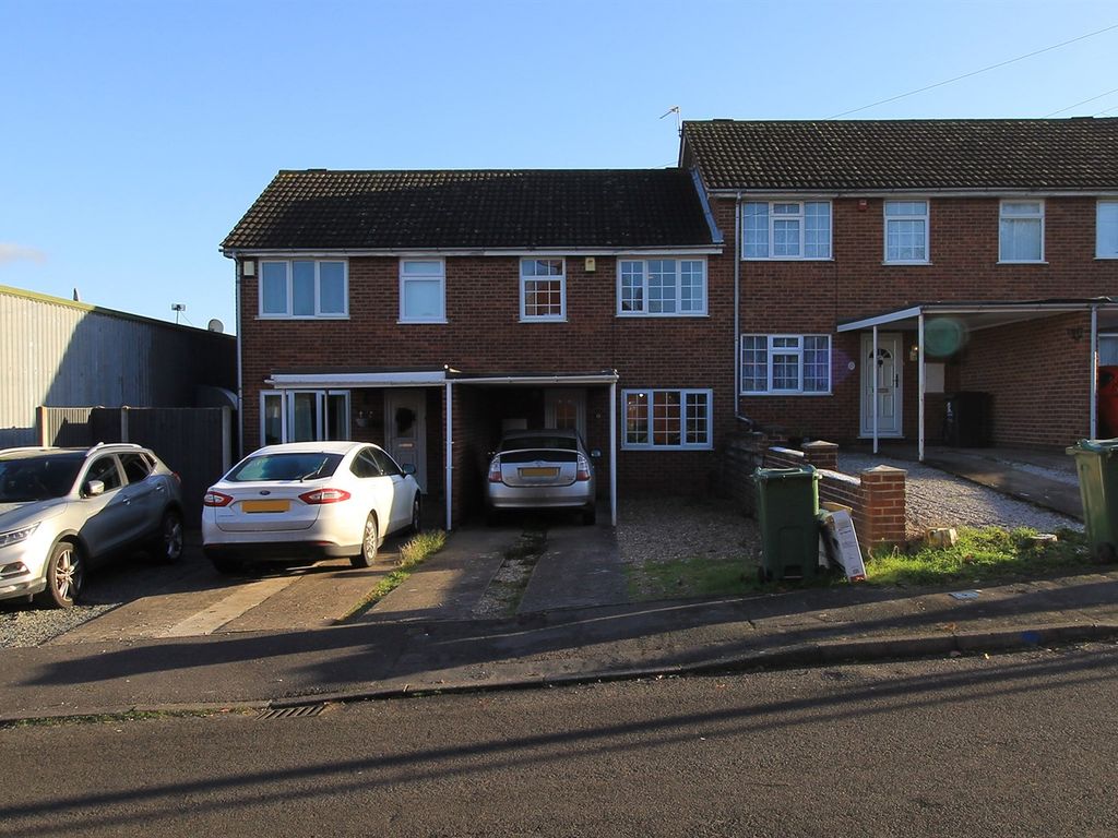 3 bed terraced house to rent in Chiswick Drive, Loughborough LE11 Zoopla