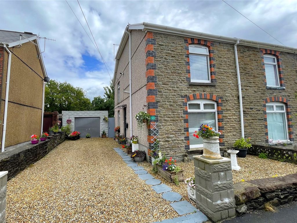 3 bed semidetached house for sale in Grove Road, Pontardawe, Neath