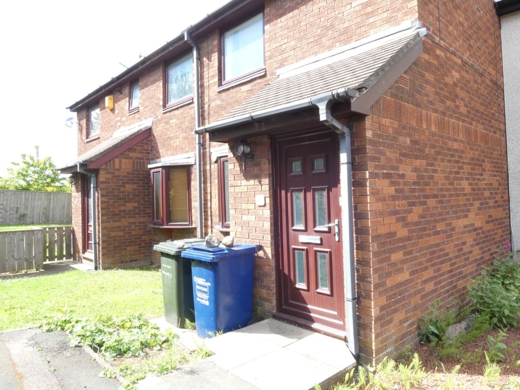 2 bed terraced house to rent in Stuart Court, Newcastle Upon Tyne NE3