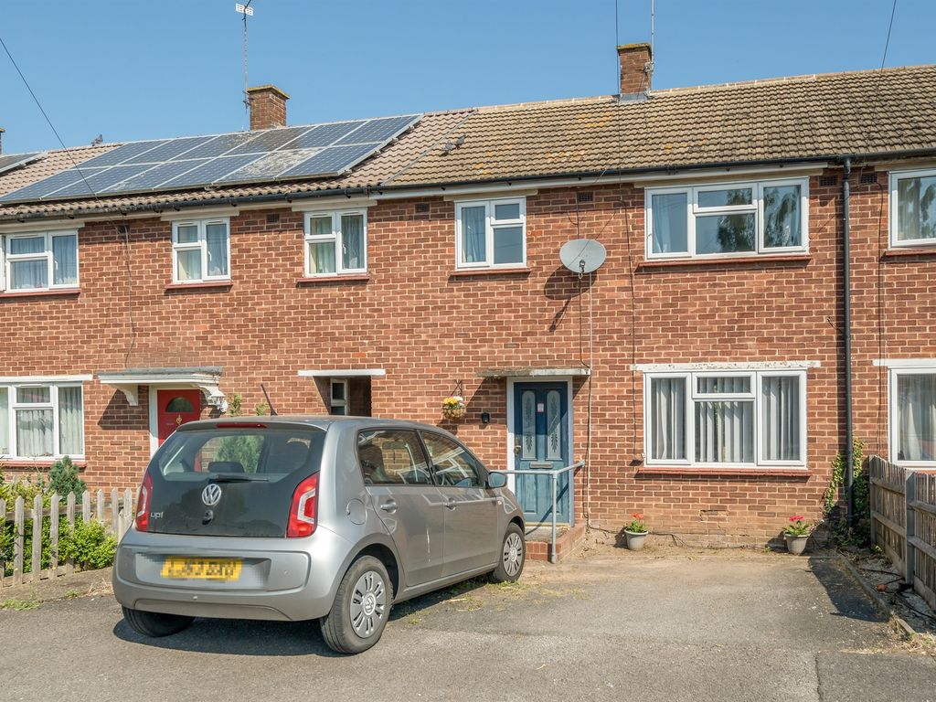 3 bed terraced house for sale in Bargeman Road, Maidenhead SL6 Zoopla
