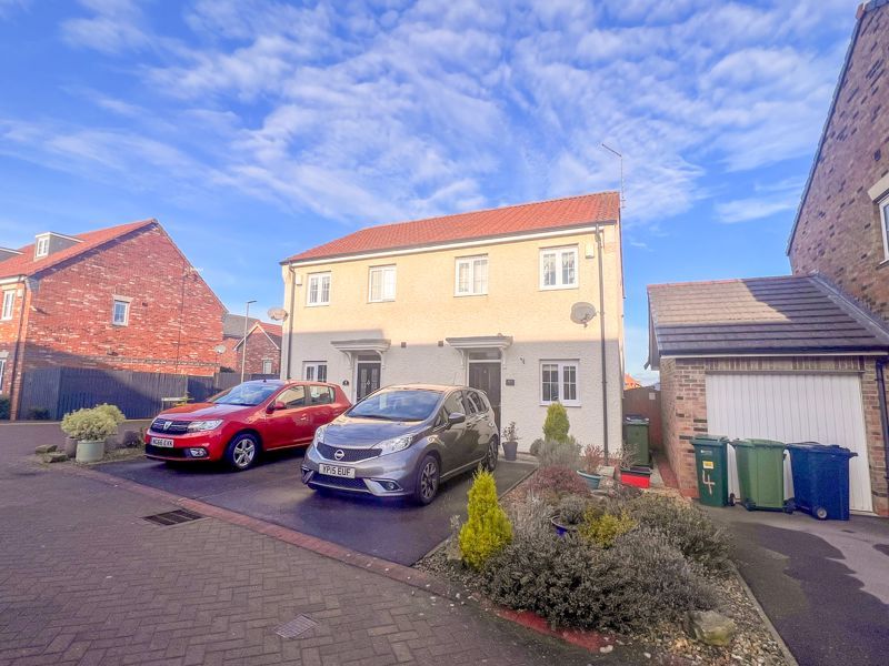 2 bed semidetached house to rent in Gibsons Court, BlaydonOnTyne