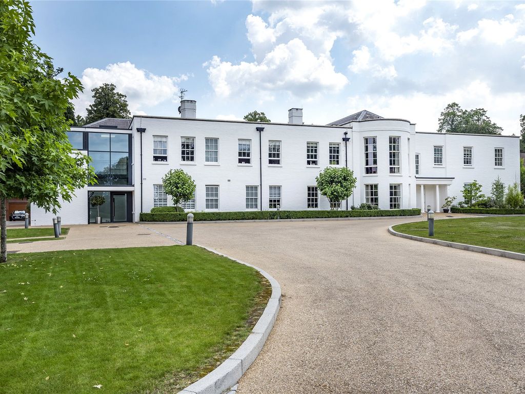 2 bed flat for sale in West Common Road, Hayes BR2 Zoopla