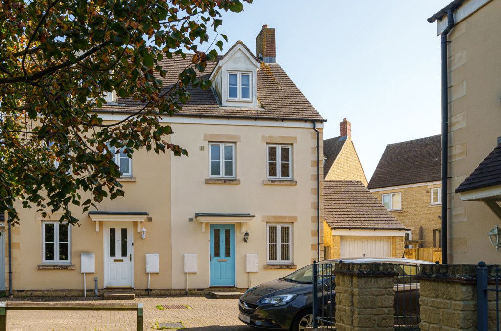 3 bed semidetached house for sale in Waterford Lane, Witney, Oxfordshire OX28, £375,000 Zoopla