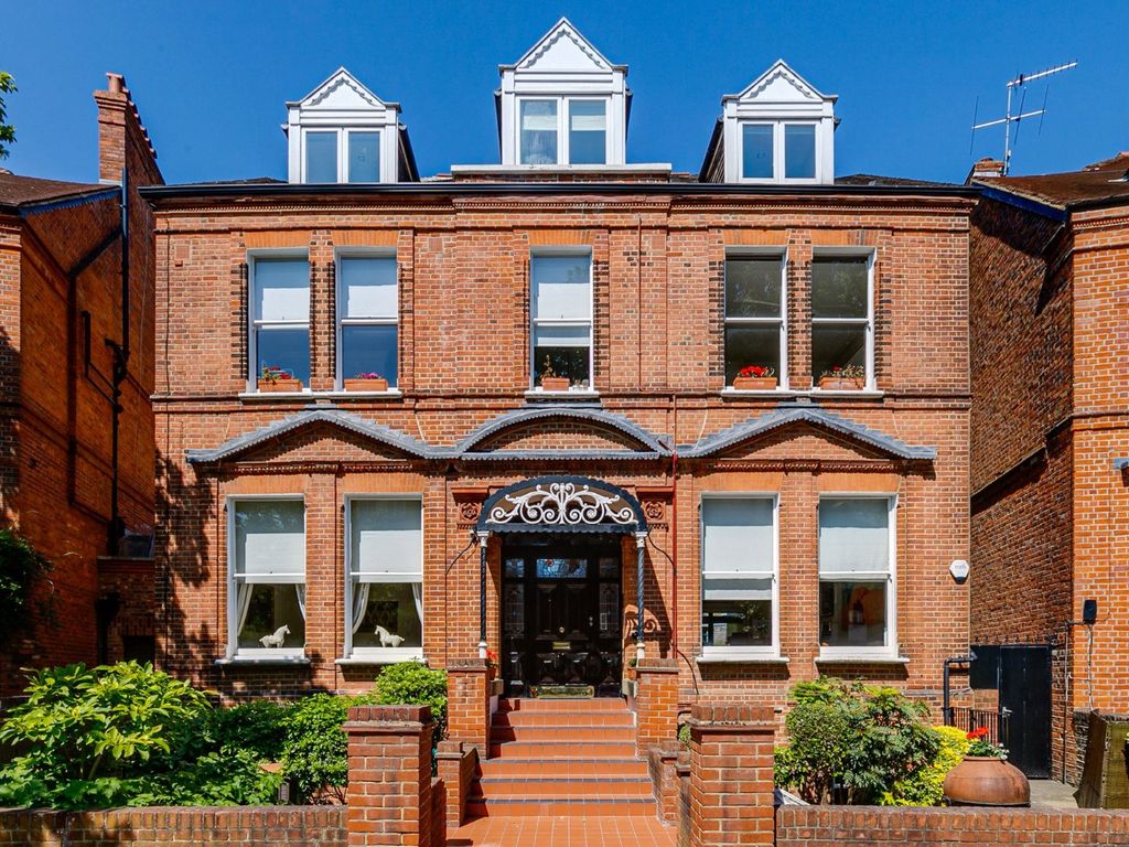 3 bed flat for sale in Hampstead Hill Gardens, London NW3 Zoopla