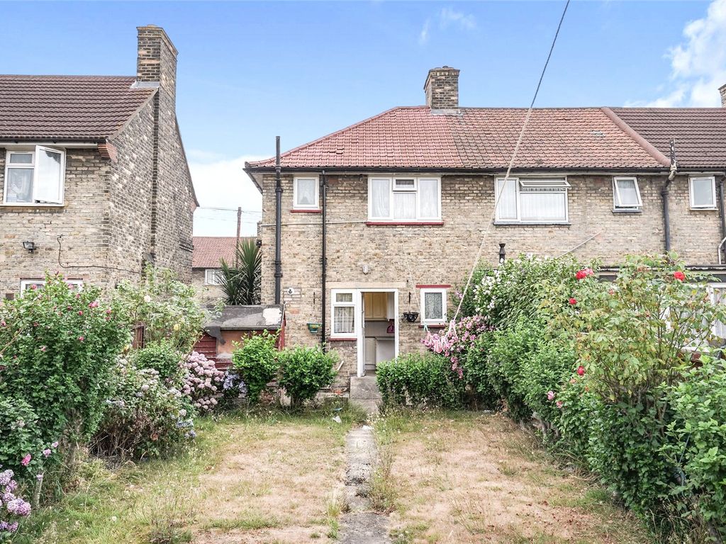 2 bed end terrace house for sale in Bonham Road, Dagenham RM8 Zoopla