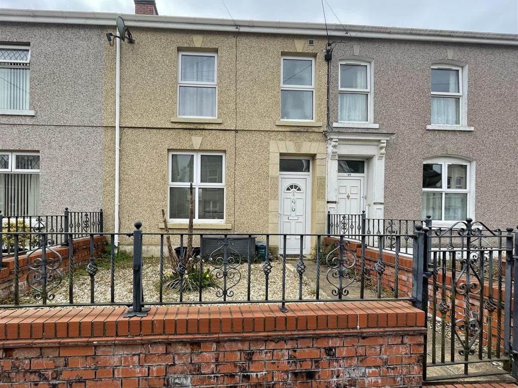 3 bed semidetached house for sale in Talbot Road, Ammanford SA18, £