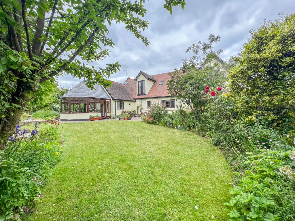 5 bed detached house for sale in Burnham Road, Southminster CM0 Zoopla
