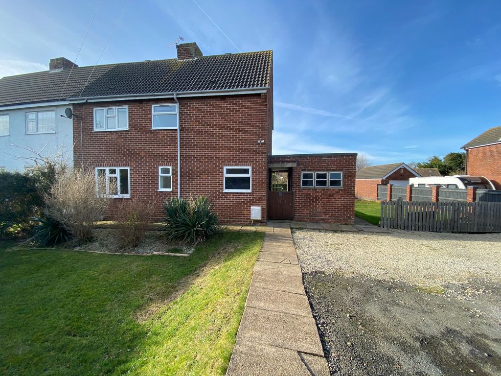 3 bed semidetached house to rent in Tetney Road, Humberston DN36 Zoopla