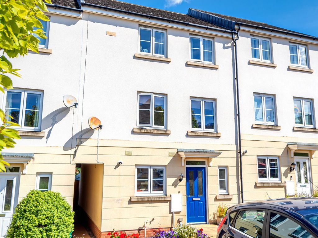 4 bed town house for sale in Battledown Park, Cheltenham