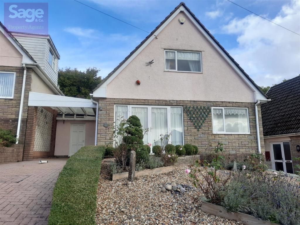 2 bed bungalow for sale in 16 Cotswold Way, Risca, Newport, Gwent NP11