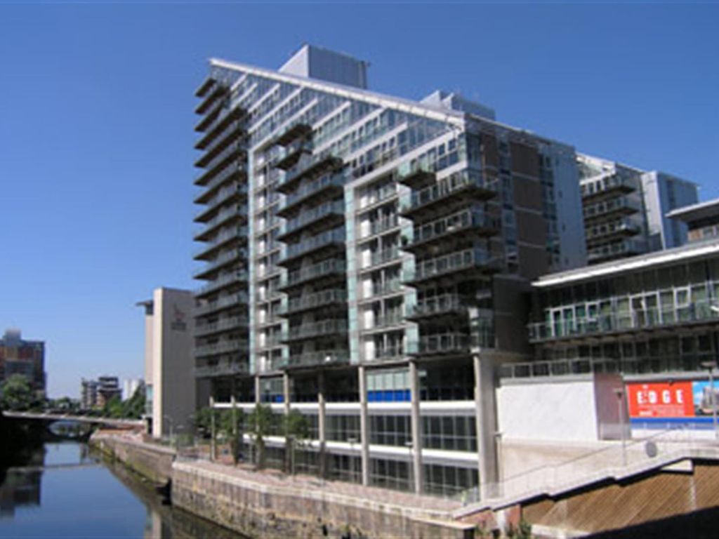 2 bed flat to rent in The Edge, Clowes Street, Salford, Greater