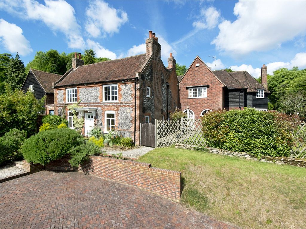 5 bed detached house for sale in Sparepenny Lane, Farningham, Kent DA4, £1,675,000 Zoopla