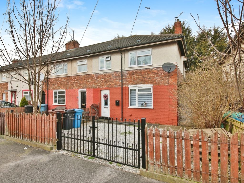 3 bed end terrace house for sale in Risby Grove, Hull HU6, £95,000 Zoopla