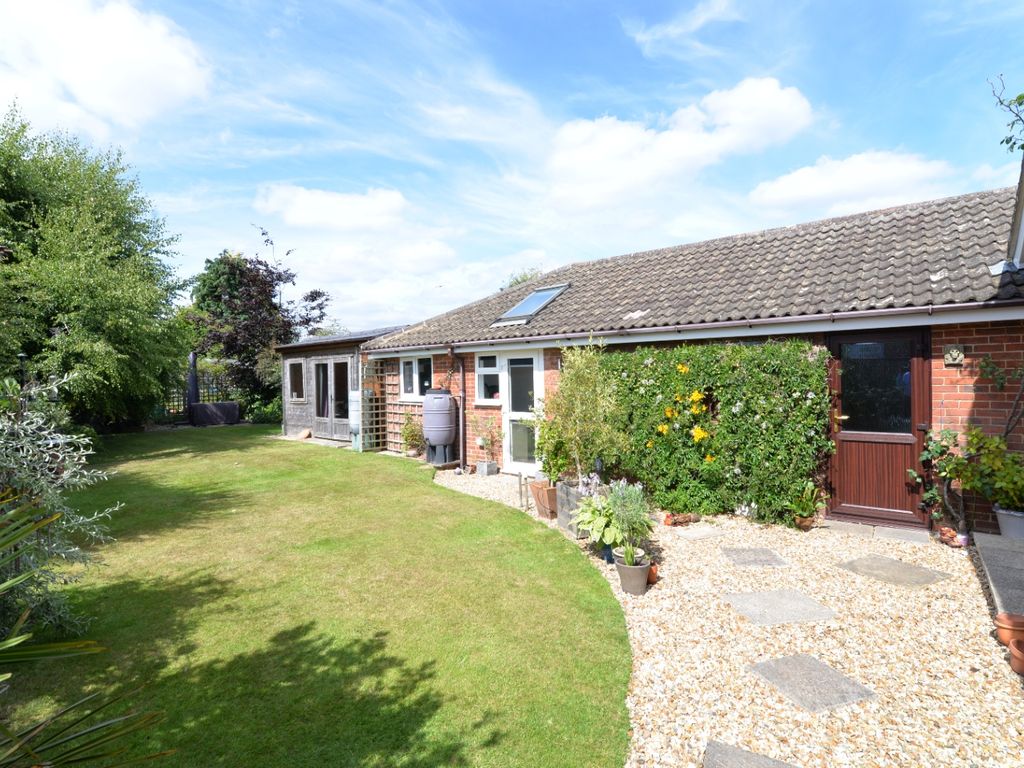 3 bed bungalow for sale in Sky End Lane, Hordle, Lymington SO41 Zoopla