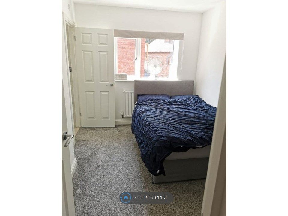 Room to rent in The Old Mill Courtyard, Walsall WS1 Zoopla