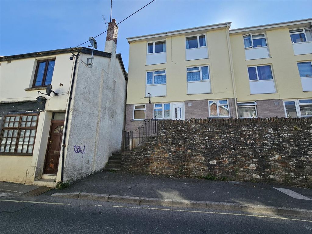 3 bed for sale in Southernhaye, Launceston PL15 Zoopla
