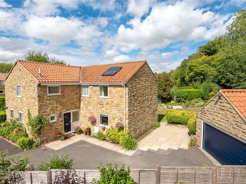 5 bed country house for sale in Cornmill Lane, Bardsey LS17 Zoopla