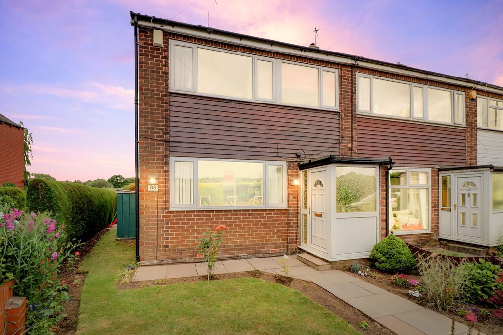 3 bed end terrace house for sale in Leadwell Lane, Rothwell, Leeds LS26