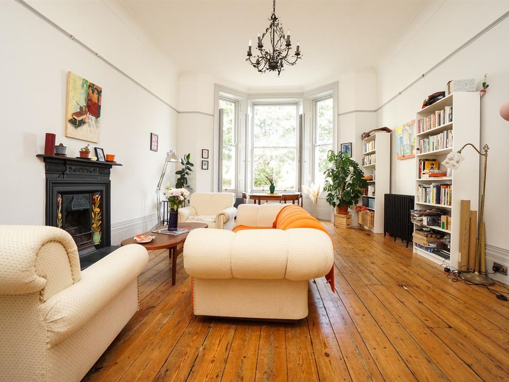 1 bed flat for sale in Warrior Square, St. LeonardsOnSea TN37 Zoopla