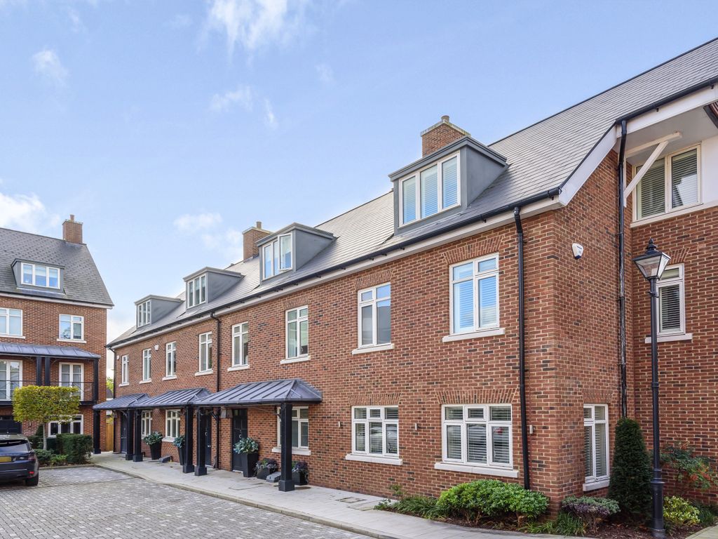 Egerton Drive, Old Isleworth TW7  