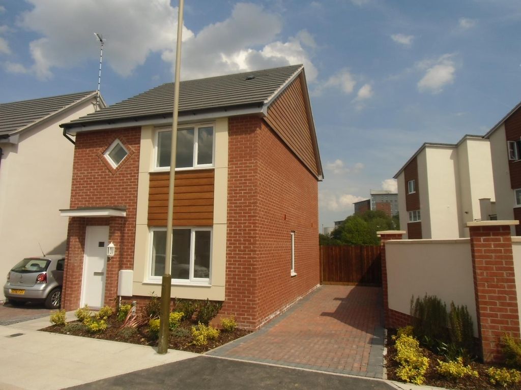 2 bed detached house to rent in Hattersley Way, Leicester LE2, £1,200