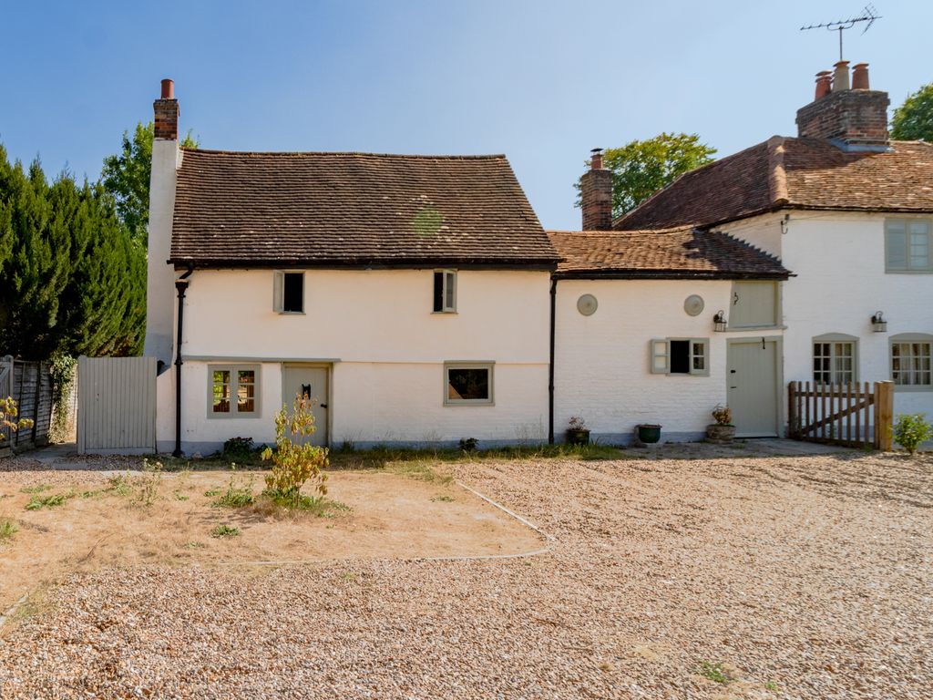 3 bed semidetached house for sale in Oakley Green Road, Oakley Green