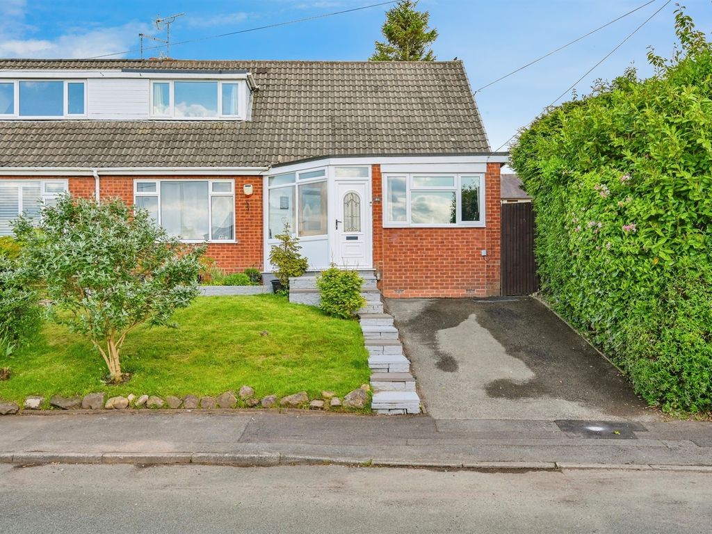 3 bed semidetached bungalow for sale in Pendle Hill, Hednesford